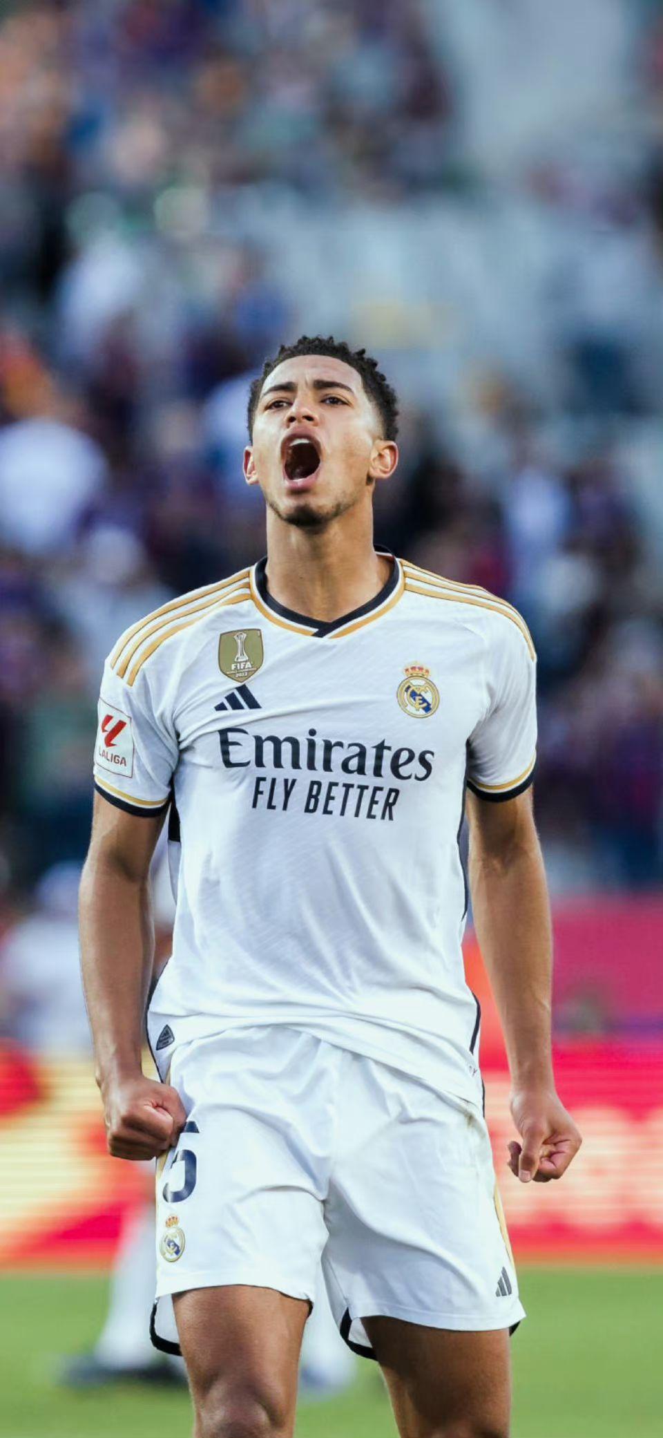 掘金约基奇三双末节爆发（约基奇砍三双 末节发力助掘金）