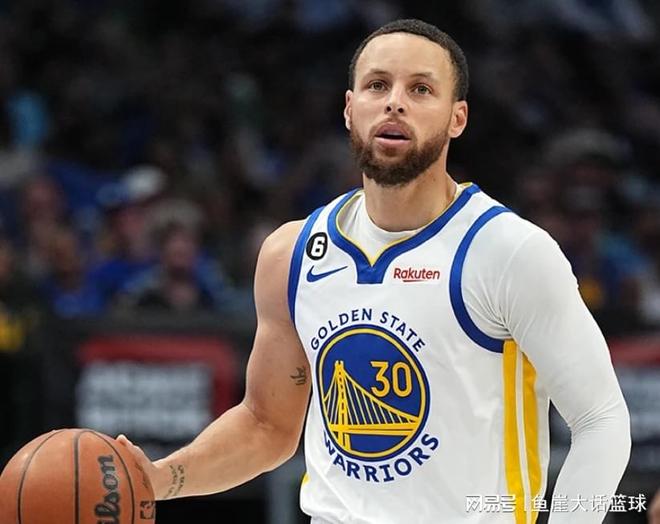 记者：费内巴切有意在冬窗引进罗马前锋多夫比克（据记者报道，费内巴切欲在冬窗签下罗马前锋多夫比克）