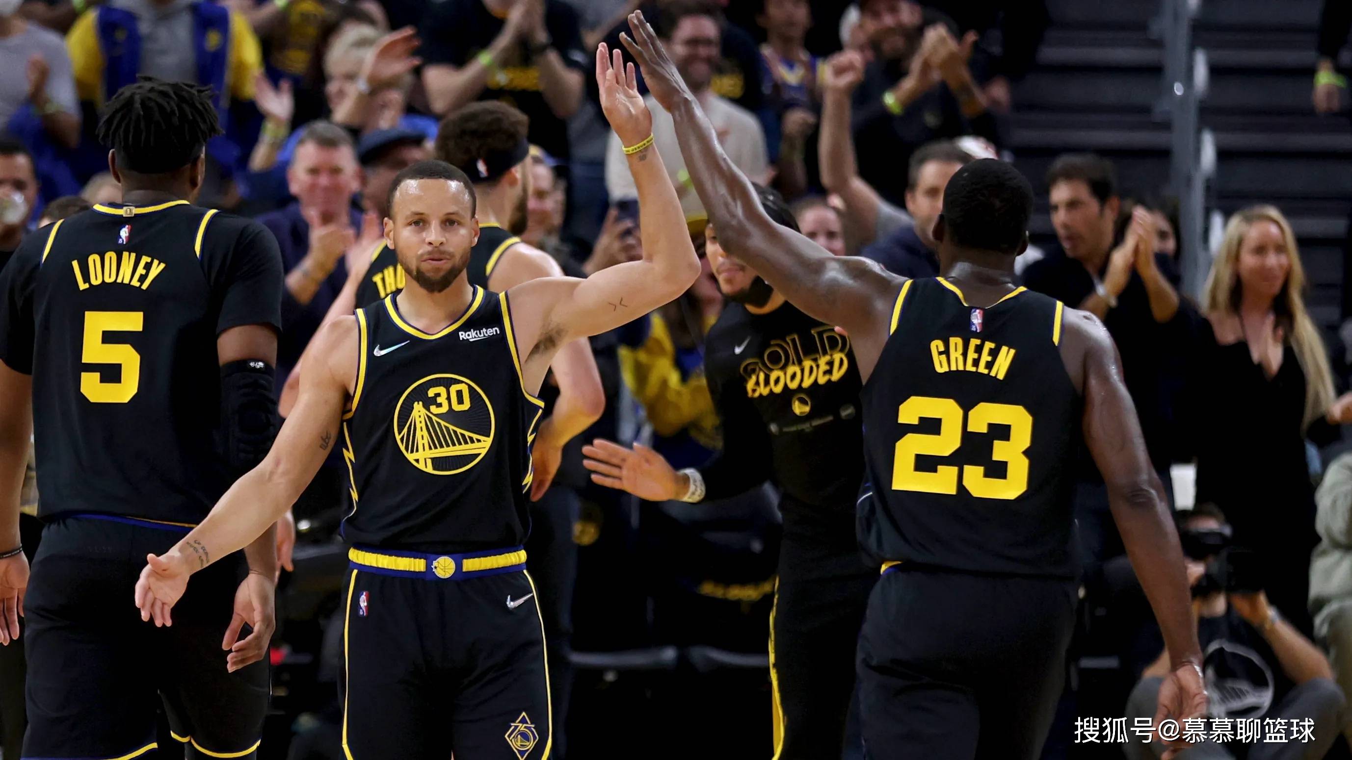 德国俱乐部上座人数排名：多特81365人居首，拜仁75000人次席（德国俱乐部观赛人数排行：多特81365人领跑，拜仁75000人位列第二）