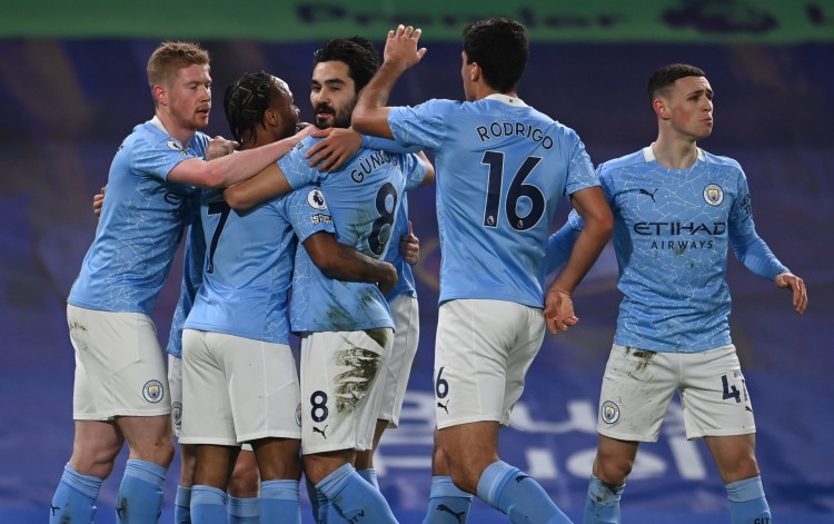 欧文突破防守连续得分（欧文突破防线连连得手）