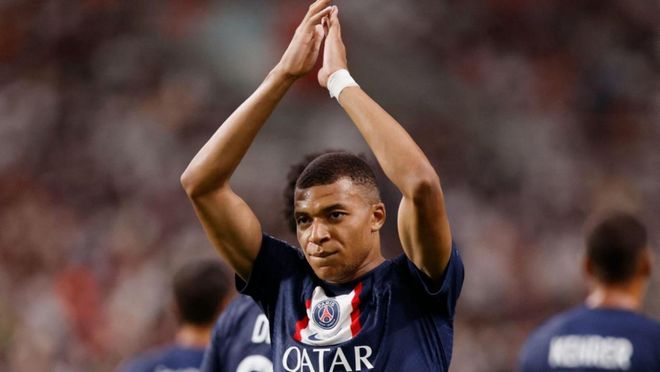 都体：尤文图斯希望在冬窗签扎卡，桑德兰要价超1500万欧（都灵体育报：尤文图斯冬窗欲签扎卡，桑德兰要价超过1500万欧元）