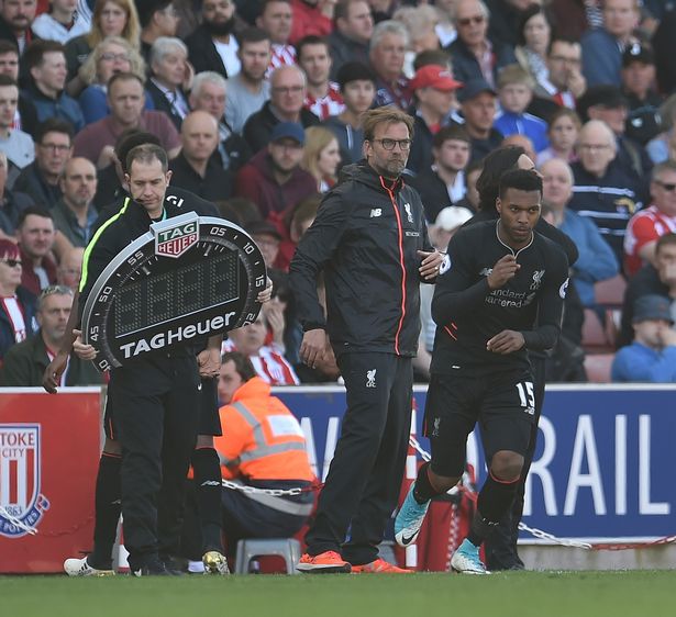 今天一条龙破门！这动作幅度，这过人摆脱后的射门，...（今日连过数人一条龙破门！动作大开大合，摆脱后那脚射门太炸裂）