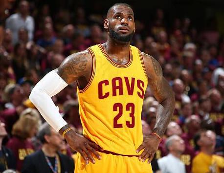 奥斯卡、巴尔加斯赛季前离队，武磊长期伤缺，但海港仍夺冠军（赛季前失去奥斯卡、巴尔加斯，武磊又长期伤停，海港仍加冕冠军）