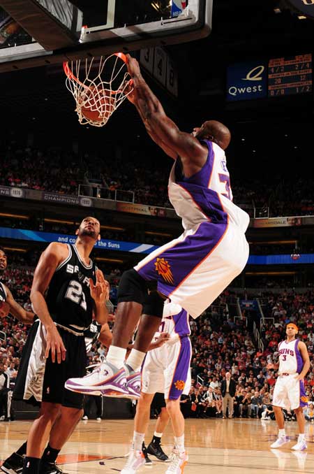 这是著名主教练职业生涯整体花钱引援排行榜：（名帅职业生涯引援总花费排行榜）